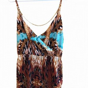 𝅺BEBE Printed Chainlink Strap Romper NWT